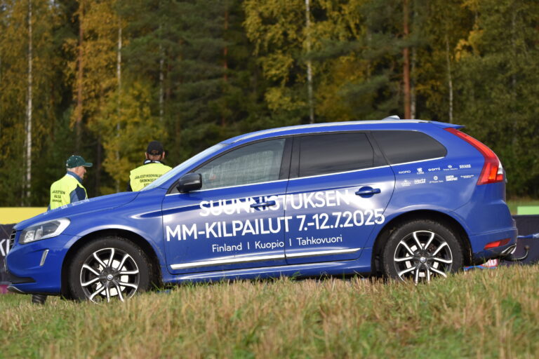 How to get to the WOC-arenas? Miten saavun MM-areenoille?